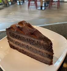 BELÇİKA ÇİKOLATALI PASTA