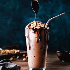 ÇİKOLATALI MİLKSHAKE